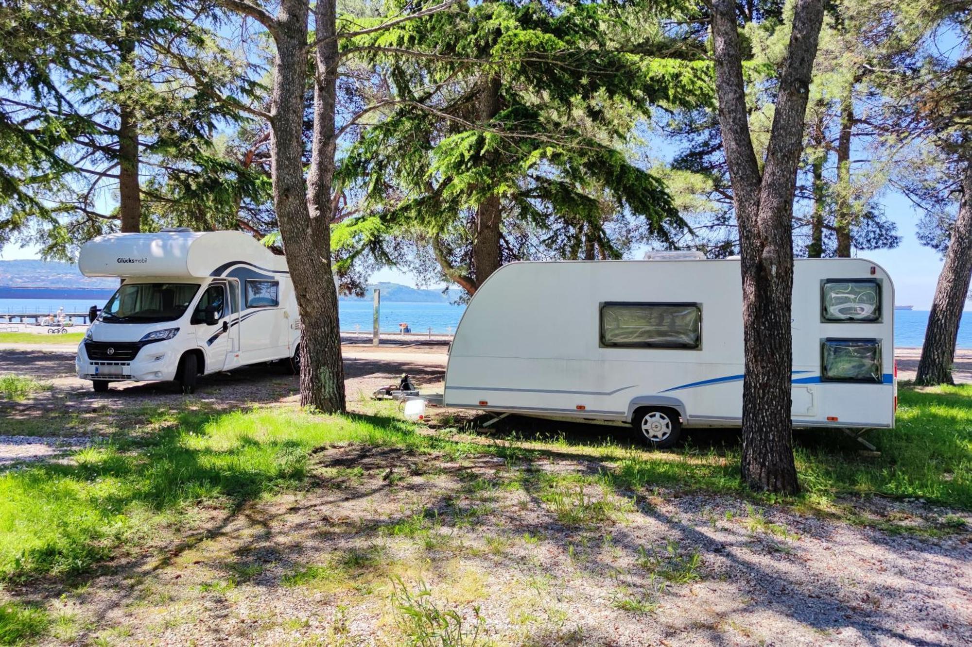 Camping Adria Ankaran - Pitches Экстерьер фото